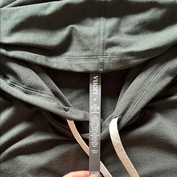 Vuori Halo Essential Green Hoodie - Picture 8 of 12